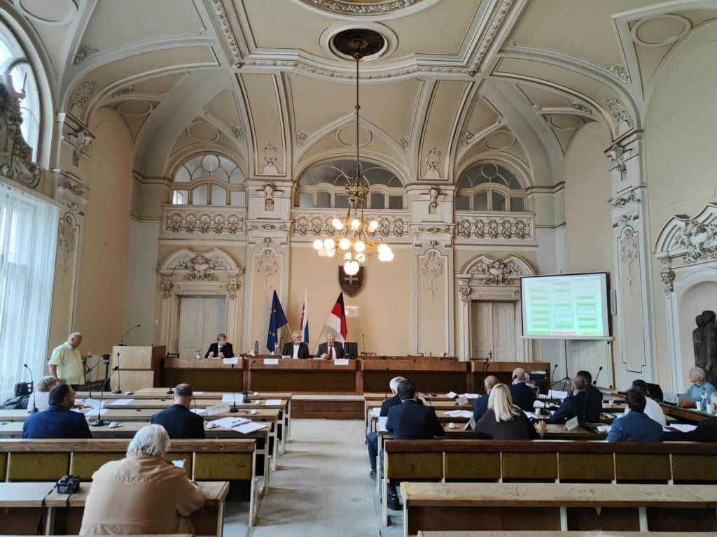 Mestské zastupiteľstvo v Rimavskej Sobote: Napäté rokovanie predčasne ukončené